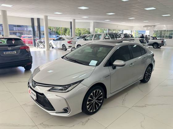 TOYOTA COROLLA 1.8 VVT-I HYBRID FLEX ALTIS PREMIUM CVT TOYOTA COROLLA 1.8 VVT-I HYBRID FLEX ALTIS PREMIUM CVT